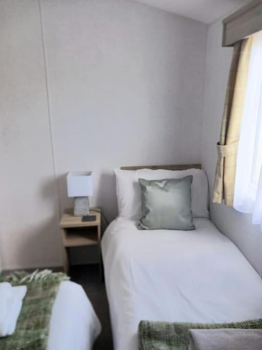 Sea Breeze, Modern, Cosy Holiday Home Haverigg Esterno foto