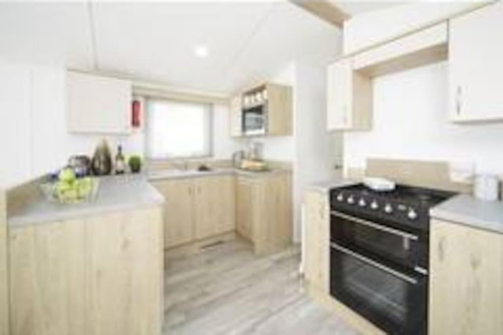 Sea Breeze, Modern, Cosy Holiday Home Haverigg Esterno foto
