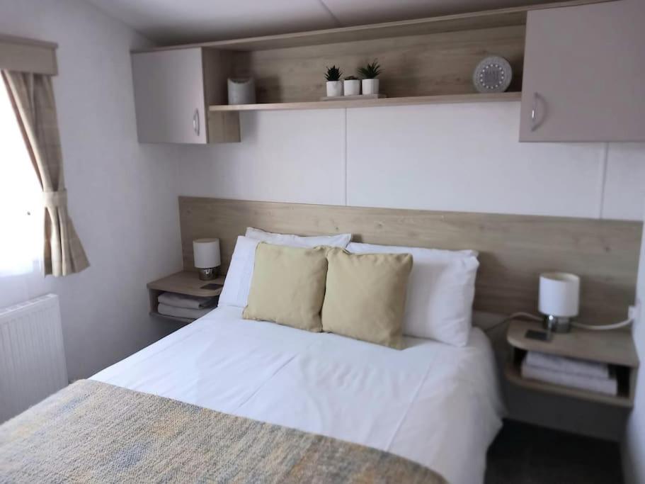 Sea Breeze, Modern, Cosy Holiday Home Haverigg Esterno foto